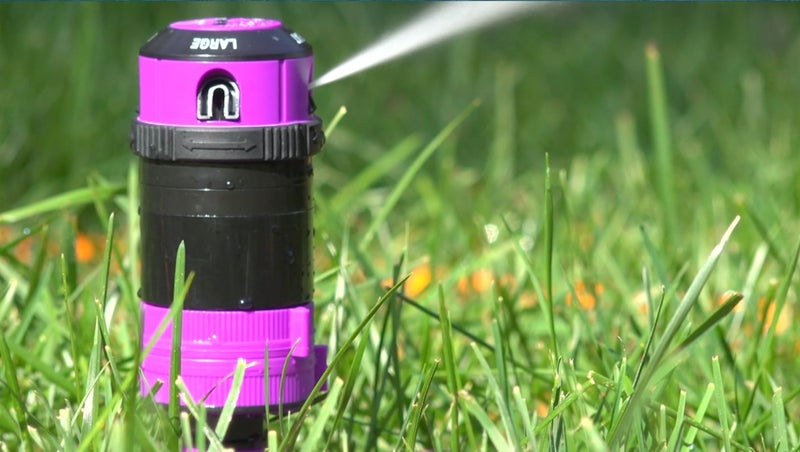 Dramm ColorStorm Gear Drive Sprinkler on Heavy Duty,Durable Metal Base, 4 Patterns, Ideal for Small, Medium & Large Areas with Pass Through Feature, Blue, 40 Foot Diameter - Image 3